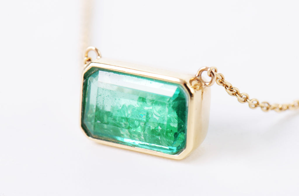 Bazel-set Emerald and Tsavorite Shaker Necklace
